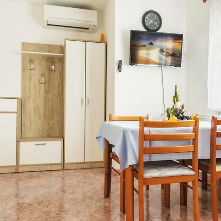 Apartments Ana 388 Apartman *